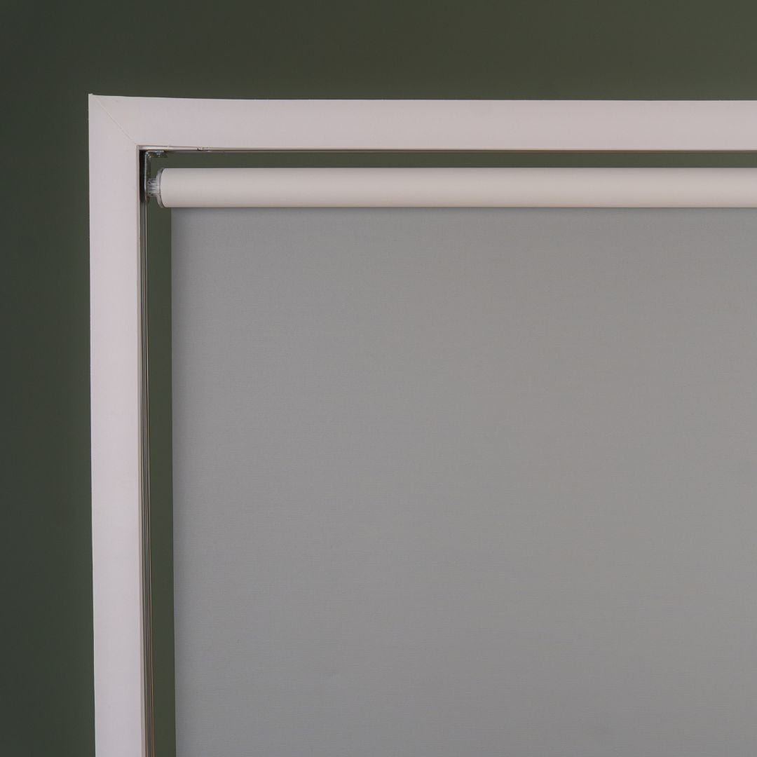 Persiana Rolô Blackout - Cinza Basic