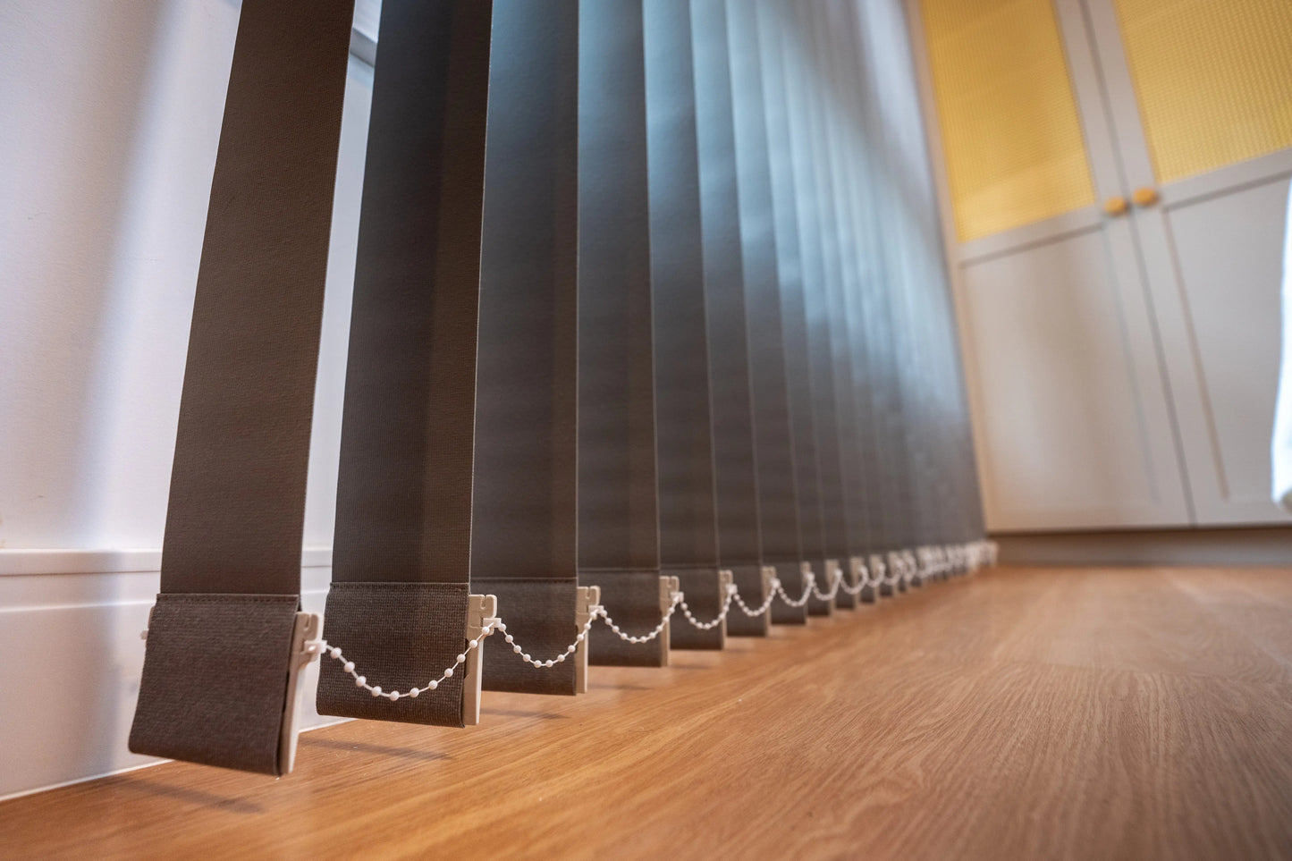 Persiana Vertical Blackout - Cinza