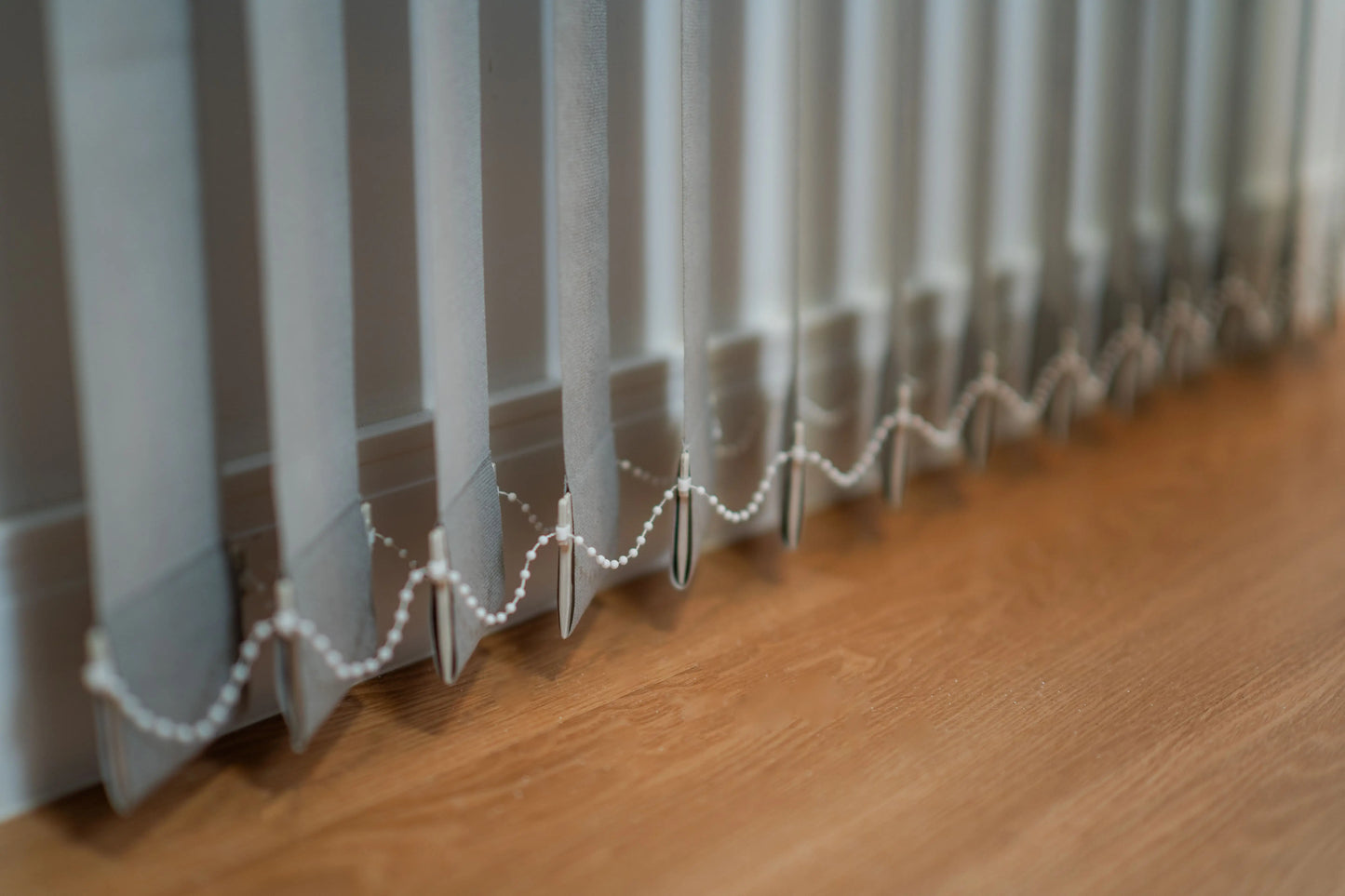 Persiana Vertical Translucida - Cinza