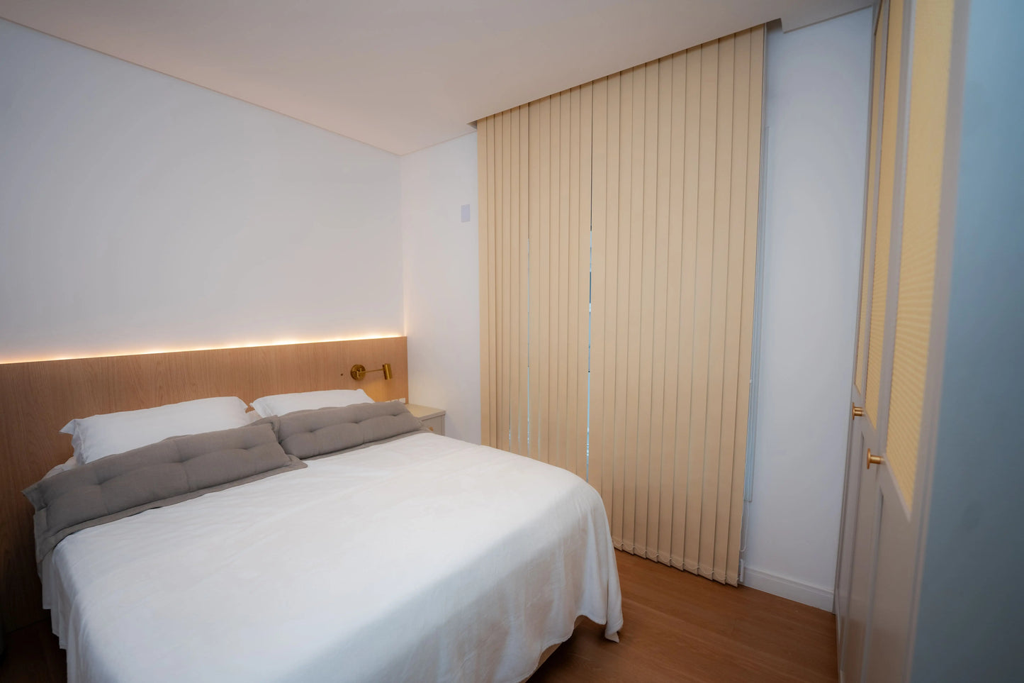 Persiana Vertical Blackout - Bege