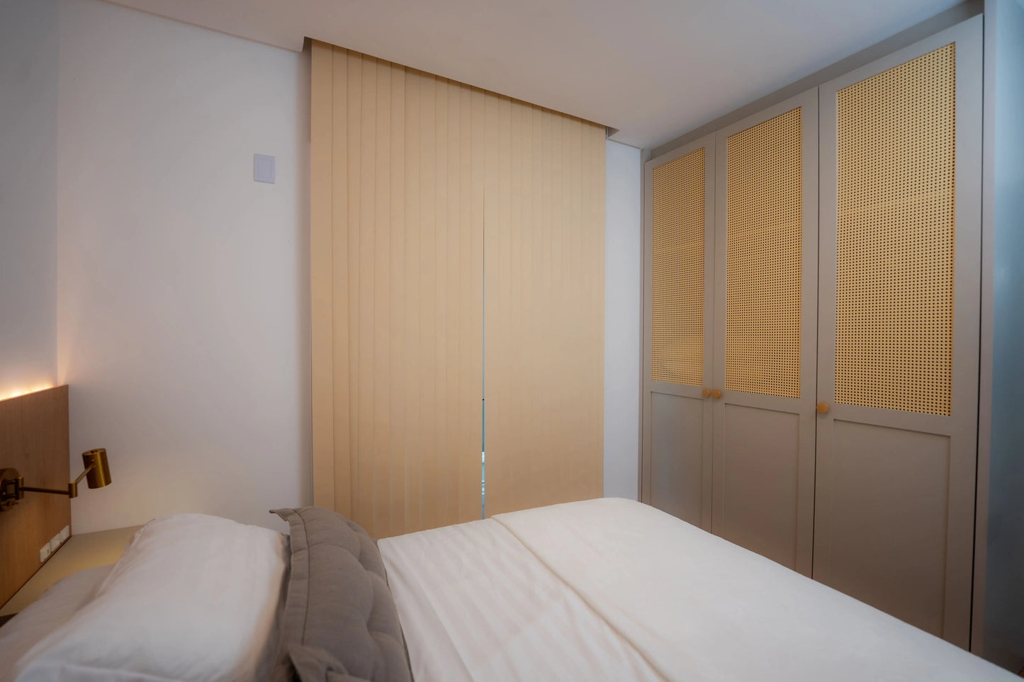 Persiana Vertical Blackout - Bege