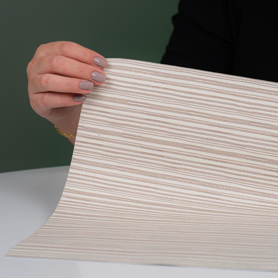 Persiana Rolô Blackout Texturizada - Marrom Claro Listrado