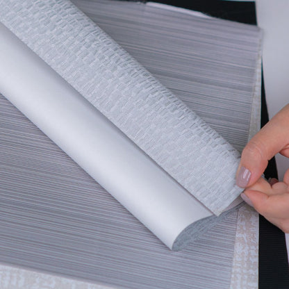 Persiana Rolô Blackout - Prata Escamas Texturizada