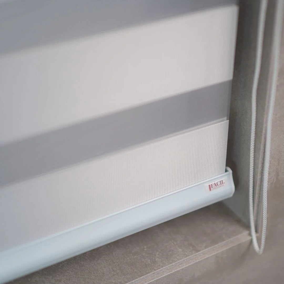 Persiana Double Vision Semi Blackout Branco Gelo detalhe