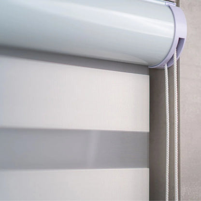 Persiana Double Vision Semi Blackout Branco Gelo acabamento
