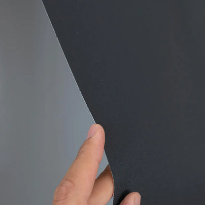 Persiana Rolô Blackout Preta Texturizada detalhe