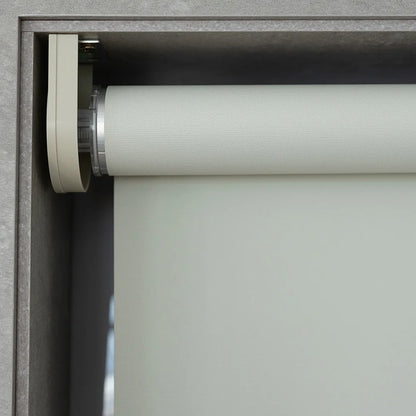 Persiana Rolô Blackout Tecido Liso Bege detalhe