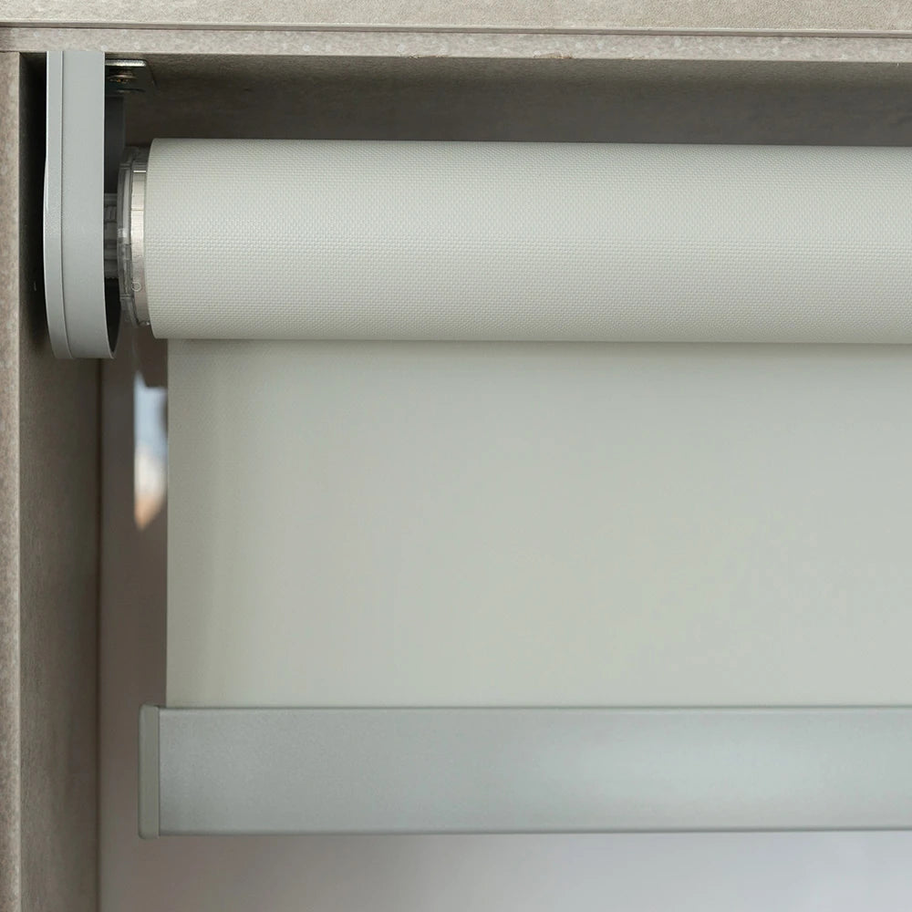 Persiana Rolô Blackout Cinza detalhe