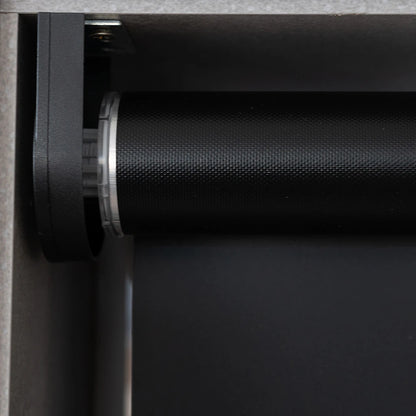 Persiana Rolô Blackout Preta detalhe
