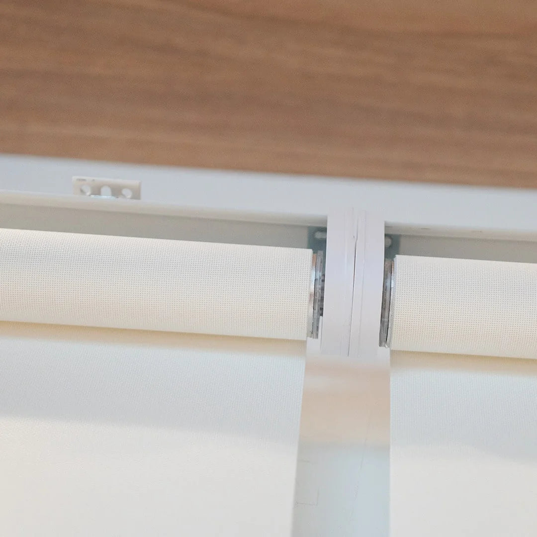 Persiana Rolô Tela Solar 5% Branca detalhe